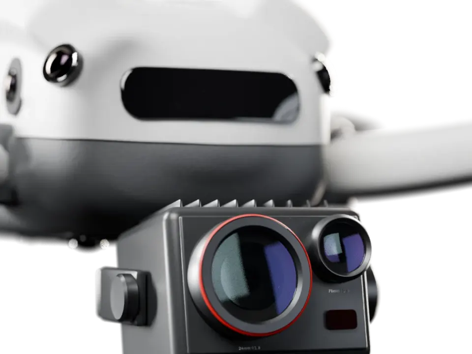 Terne X v2's camera: a grey box gimbal with a red-ringed lens.